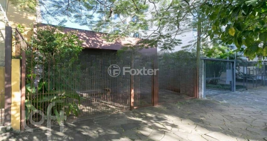 Casa com 3 quartos à venda na Avenida Bagé, 287, Petrópolis, Porto Alegre