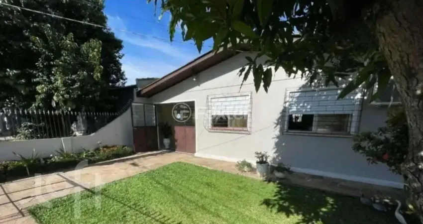 Casa com 3 quartos à venda na Rua Cordeiro de Farias, 60, COHAB C, Gravataí