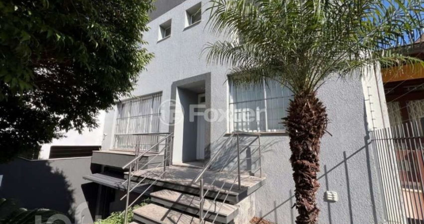 Casa com 3 quartos à venda na Rua Santiago Dantas, 367, Cascata, Porto Alegre