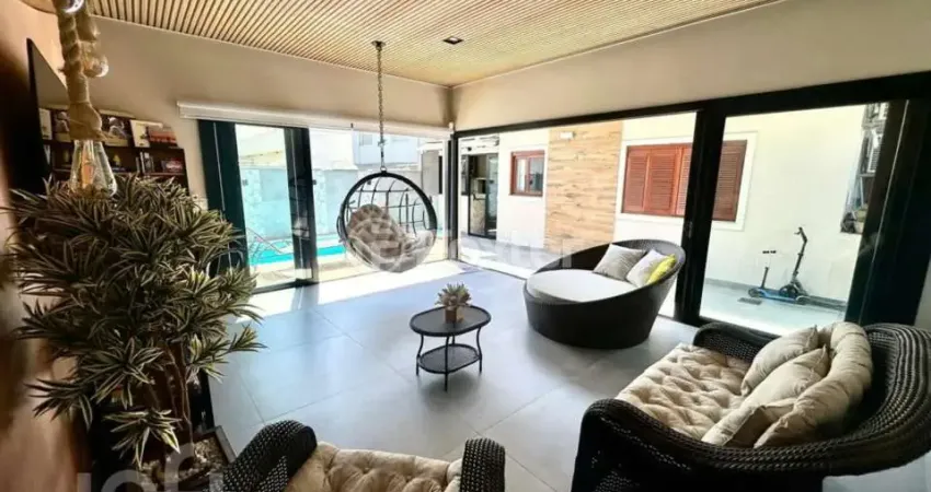 Casa com 3 quartos à venda na Rua das Gardênias, 43, Parque da Matriz, Gravataí