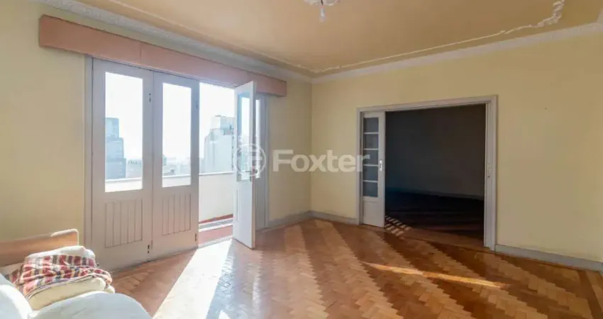Apartamento com 3 quartos à venda na Avenida Independência, 98, Centro Histórico, Porto Alegre
