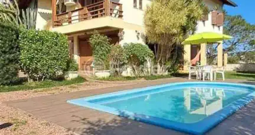 Casa com 3 quartos à venda na Rua Santos, 516, Vila Nova, Novo Hamburgo