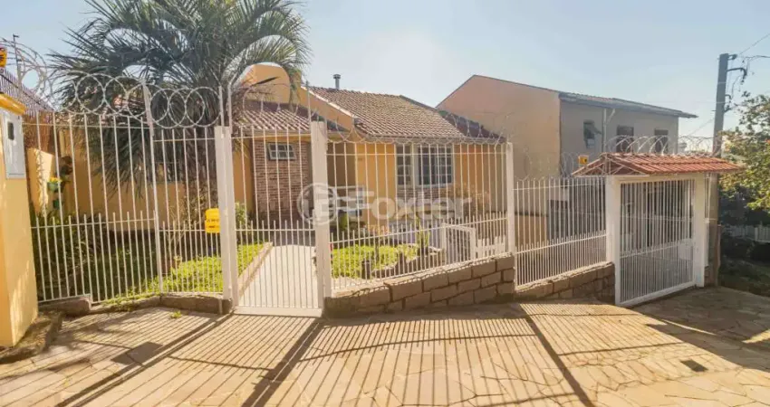 Casa com 2 quartos à venda na Rua General Telino Chagastelles, 640, Parque Santa Fé, Porto Alegre