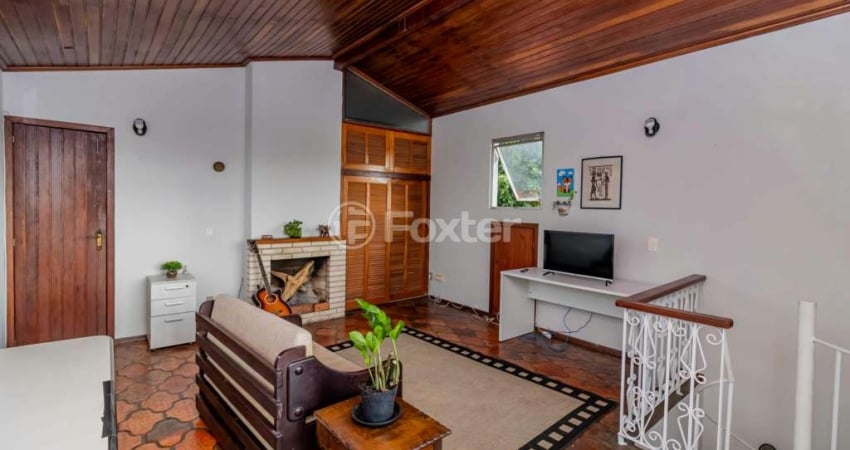 Casa com 3 quartos à venda na Rua dos Guananas, 344, Espírito Santo, Porto Alegre