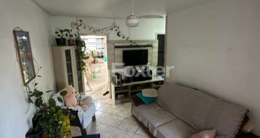 Apartamento com 3 quartos à venda na Avenida Clóvis Paim Grivot, 350, Humaitá, Porto Alegre