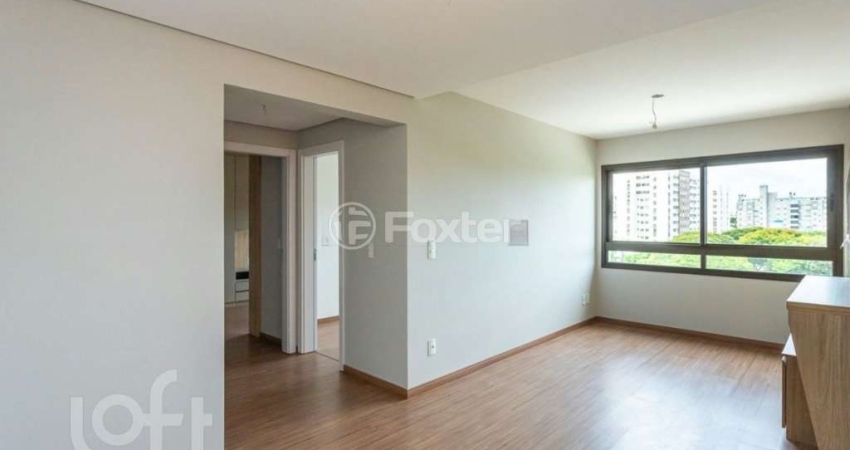 Apartamento com 2 quartos à venda na Praça Doutor Gastão Santos, 38, Passo da Areia, Porto Alegre
