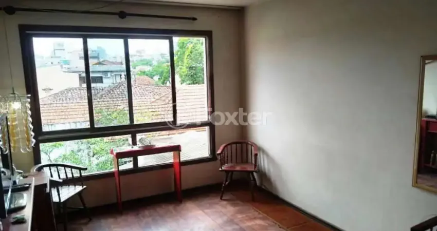 Apartamento com 3 quartos à venda na Rua Santa Terezinha, 253, Farroupilha, Porto Alegre