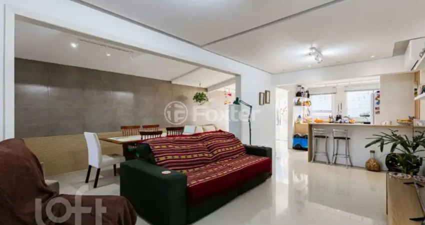 Casa com 3 quartos à venda na Praça Heron Domingues, 35, Jardim Itu Sabará, Porto Alegre