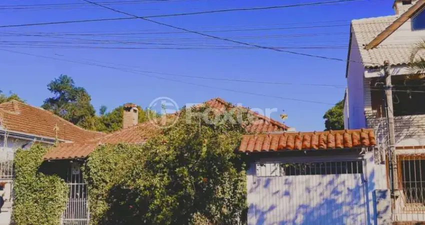 Casa com 3 quartos à venda na Rua Irmão Weibert, 423, Vila João Pessoa, Porto Alegre