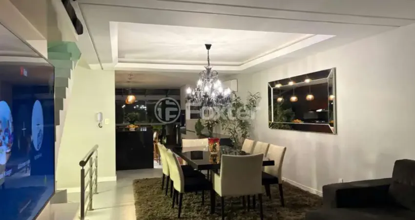 Casa à venda na Rua Comendador Creidy, 330, Chácara das Pedras, Porto Alegre