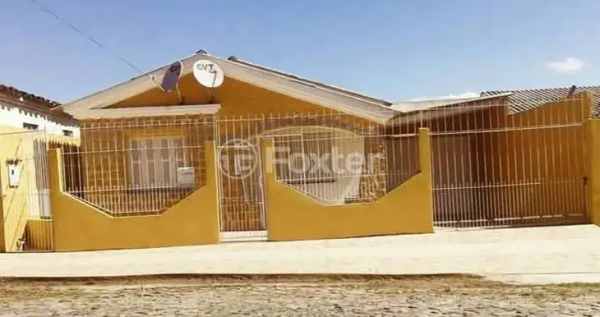 Casa com 3 quartos à venda na Rua Doutor João Beckel, 790, Hípico, Camaquã