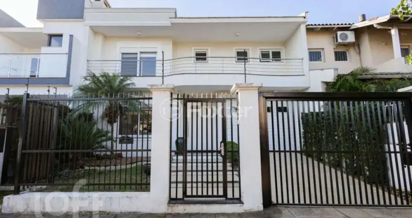 Casa com 3 quartos à venda na Rua Lagoa do Peixe, 85, Sarandi, Porto Alegre
