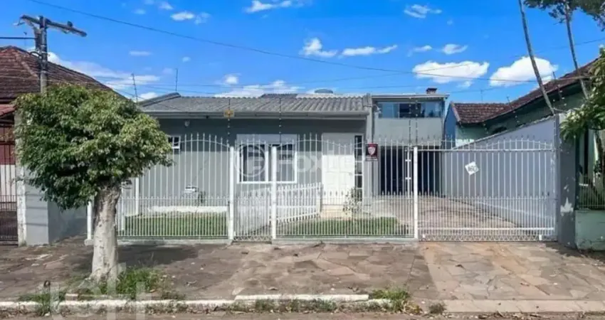 Casa com 5 quartos à venda na Rua João Pessoa, 160, São José, Canoas