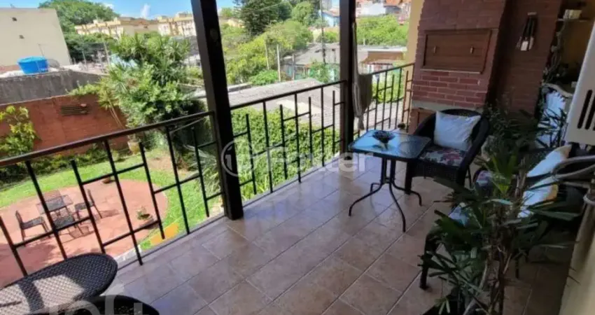 Casa com 3 quartos à venda na Rua Doutor Mário Totta, 2812, Tristeza, Porto Alegre