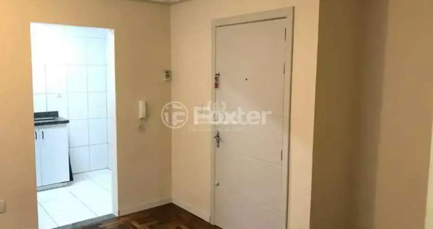 Apartamento com 2 quartos à venda na Rua Cipó, 750, Passo da Areia, Porto Alegre