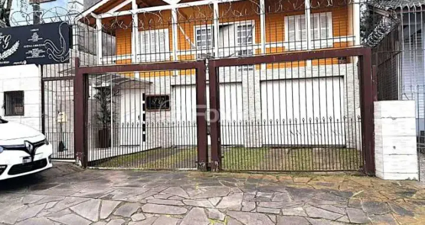 Casa com 3 quartos à venda na Rua Cachoeira, 54, Nonoai, Porto Alegre
