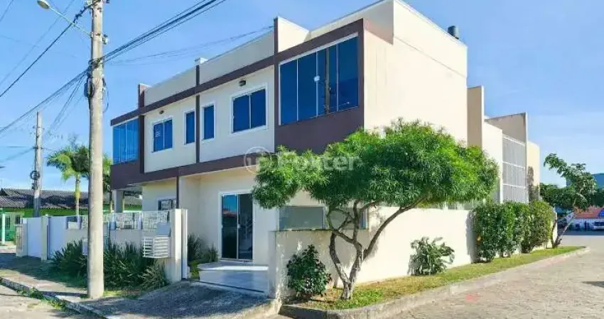 Casa com 2 quartos à venda na Rua Nereu Ramos, 454, Centro, Passo de Torres