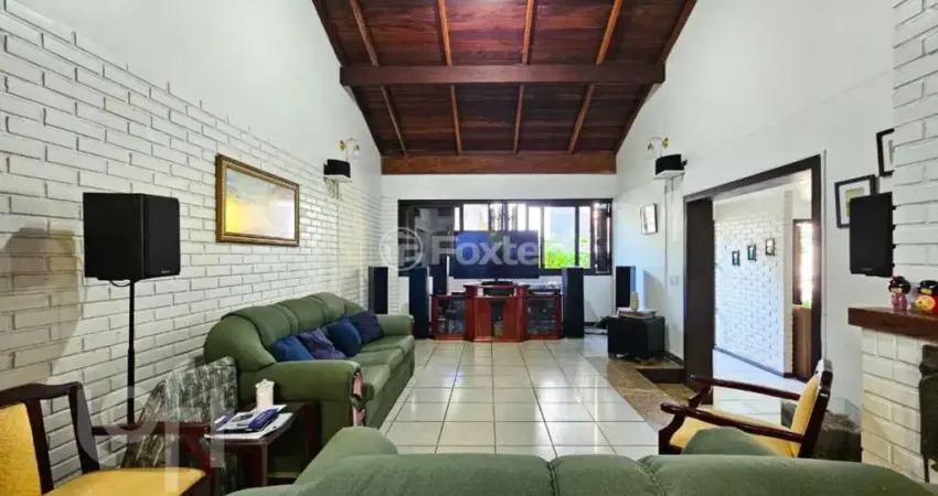 Casa com 3 quartos à venda na Rua Andreza Pinheiro Gonçalves da Silva, 97, Carvoeira, Florianópolis