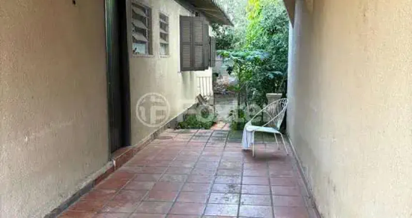 Casa com 3 quartos à venda na Avenida Salvador Leão, 435, Sarandi, Porto Alegre