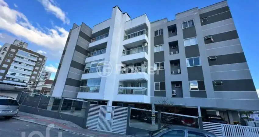 Apartamento com 3 quartos à venda na Rua Alexandria, 123, Pagani, Palhoça