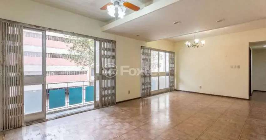 Apartamento com 3 quartos à venda na Rua Duque de Caxias, 1374, Centro Histórico, Porto Alegre