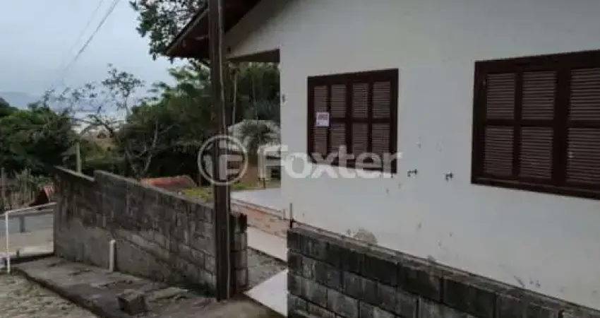 Casa com 3 quartos à venda na Estrada Haroldo Soares Glavan, 5036, Cacupé, Florianópolis