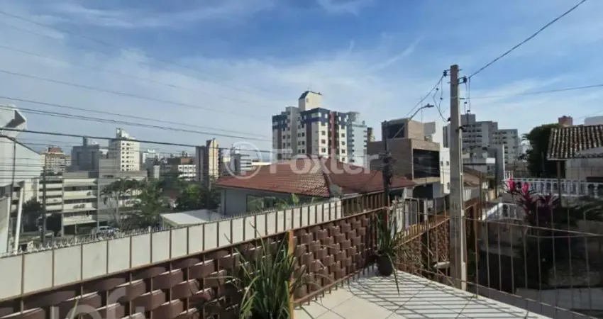 Casa com 3 quartos à venda na Rua Tomaz João dos Santos, 164, Centro, Florianópolis