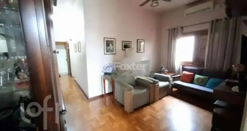 Casa com 2 quartos à venda na Rua Gomes Jardim, 527, Santana, Porto Alegre