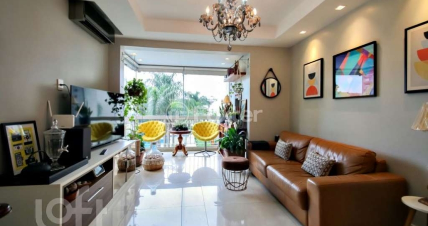 Apartamento com 3 quartos à venda na Avenida Grécia, 1000, Passo da Areia, Porto Alegre