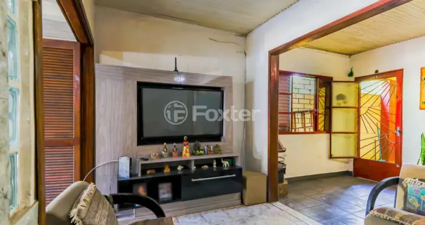 Casa com 3 quartos à venda na Rua Coronel Timóteo, 171, Camaquã, Porto Alegre