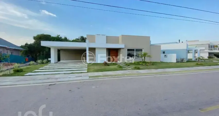 Casa em condomínio fechado com 4 quartos à venda na Estrada das Três Meninas, 2000, Vila Nova, Porto Alegre