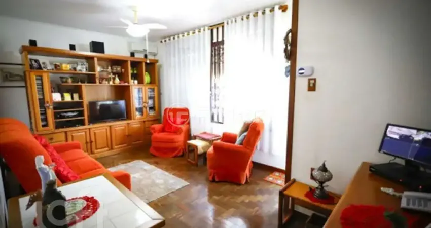 Casa com 3 quartos à venda na Rua Matias José Bins, 1348, Chácara das Pedras, Porto Alegre