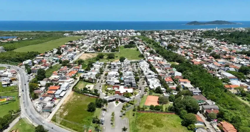Casa em condomínio fechado com 4 quartos à venda na Rodovia Doutor Antônio Luiz Moura Gonzaga, 3825, Rio Tavares, Florianópolis