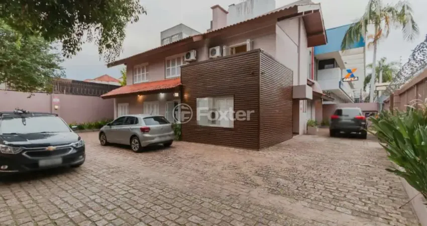 Casa comercial com 4 salas à venda na Rua Mucio Teixeira, 1700, Menino Deus, Porto Alegre