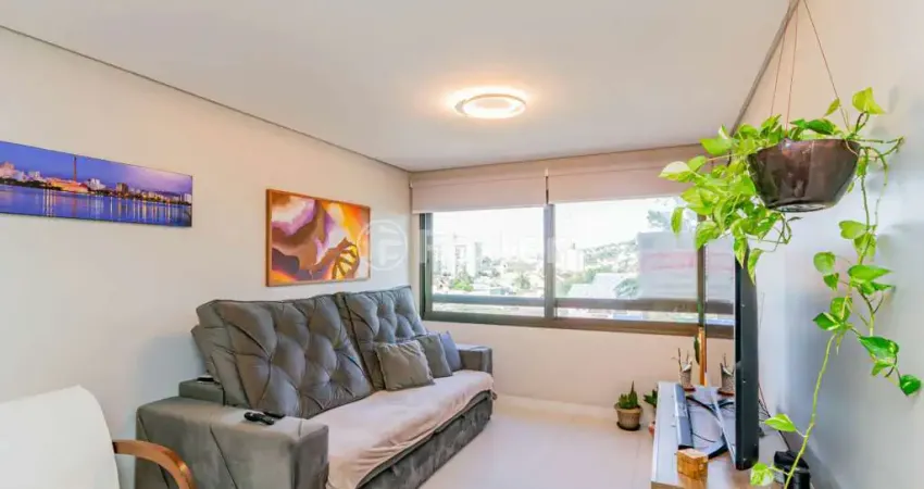 Apartamento com 3 quartos à venda na Travessa Escobar, 193, Camaquã, Porto Alegre