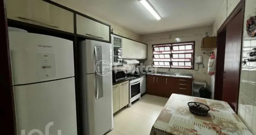 Casa com 5 quartos à venda na Rua Berta Lutz, 159, Cachoeira do Bom Jesus, Florianópolis