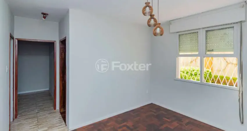 Apartamento com 2 quartos à venda na Rua Roque Calage, 240, Passo da Areia, Porto Alegre