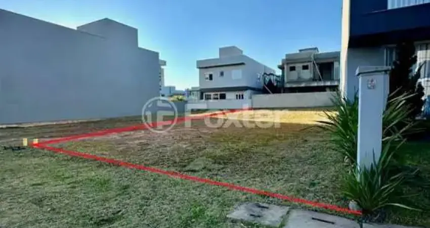 Terreno em condomínio fechado à venda na Rua dos Pinheiros, 141, Igara, Canoas