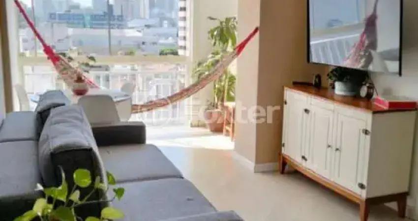 Apartamento com 2 quartos à venda na Rua Tomaz Flores, 82, Independência, Porto Alegre