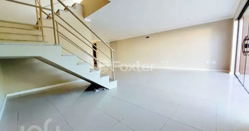 Casa com 3 quartos à venda na Rua Zuzu Angel, 163, Hípica, Porto Alegre