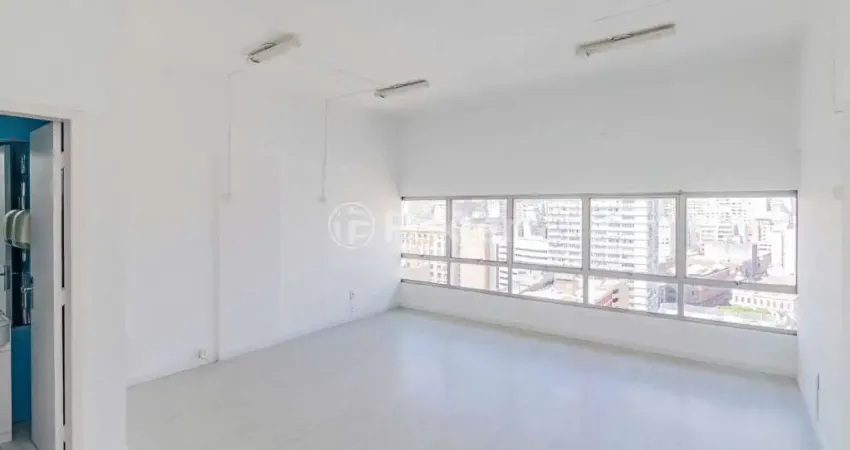 Sala comercial com 1 sala à venda na Rua Chaves Barcelos, 36, Centro Histórico, Porto Alegre