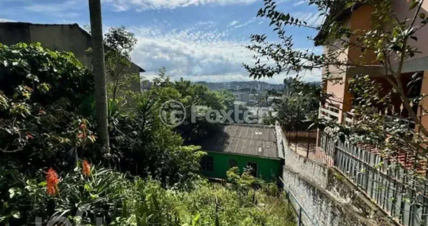 Casa à venda na Rua Doutor Breno Dias de Castro, 210, Partenon, Porto Alegre