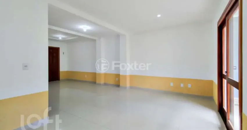 Casa com 3 quartos à venda na Rua Doutor Egydio Michaelsen, 180, Cavalhada, Porto Alegre