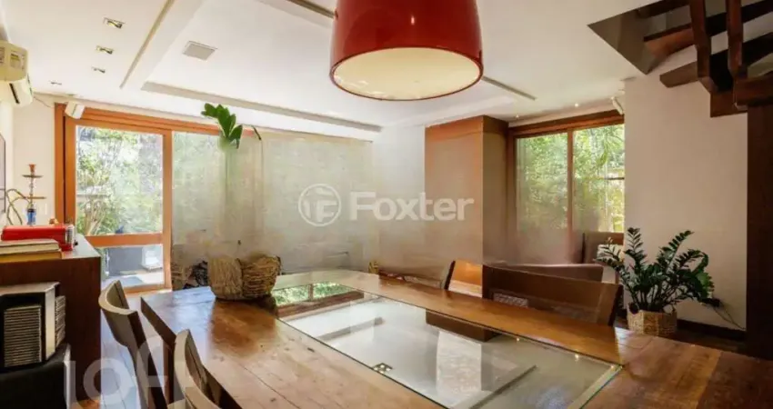 Casa em condomínio fechado com 3 quartos à venda na Rua Padre João Batista Reus, 68, Vila Conceição, Porto Alegre