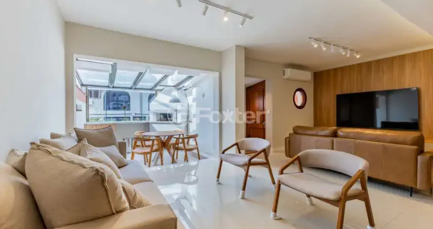 Casa em condomínio fechado com 4 quartos à venda na Avenida Taquary, 160, Cristal, Porto Alegre