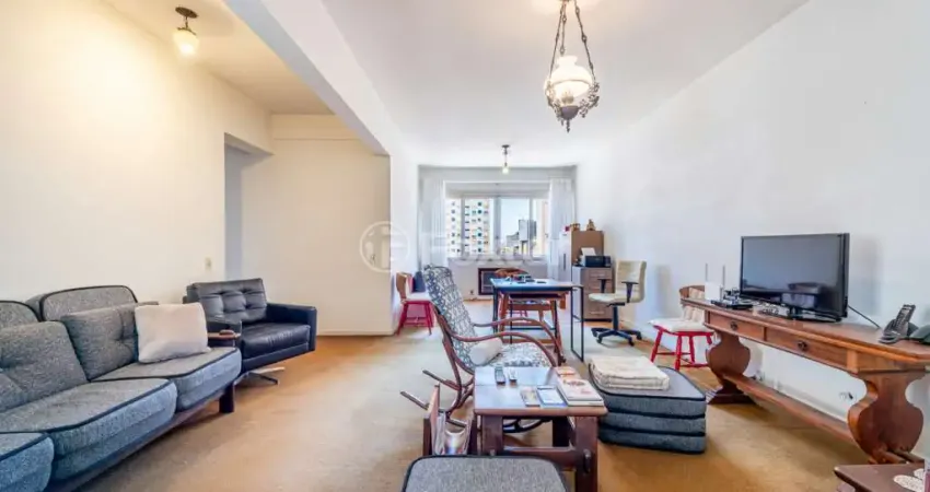 Apartamento com 3 quartos à venda na Rua Duque de Caxias, 1234, Centro Histórico, Porto Alegre