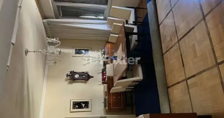 Apartamento com 4 quartos à venda na Rua Espírito Santo, 219, Centro Histórico, Porto Alegre