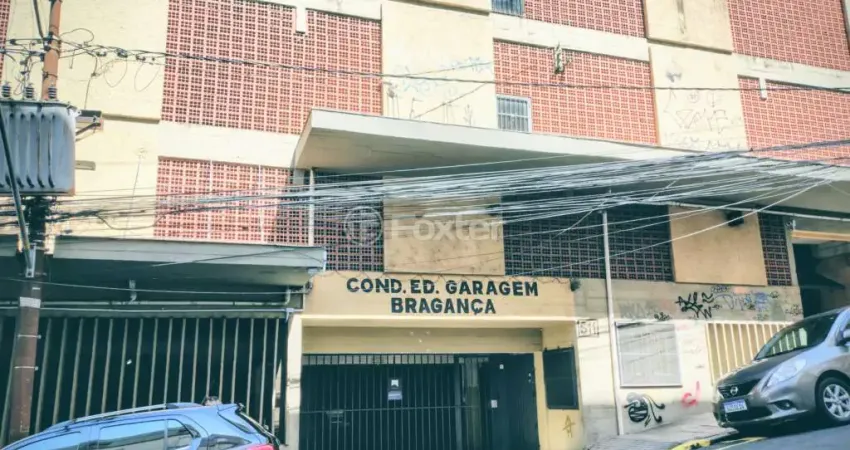 Garagem à venda na Rua Marechal Floriano Peixoto, 611, Centro Histórico, Porto Alegre