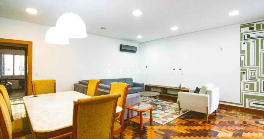 Casa comercial com 2 salas à venda na Rua André Puente, 274, Independência, Porto Alegre