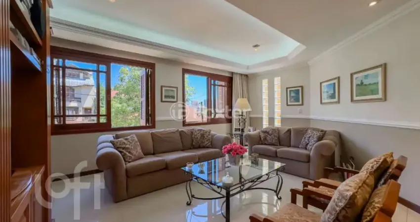 Casa com 3 quartos à venda na Rua Comendador Creidy, 53, Chácara das Pedras, Porto Alegre